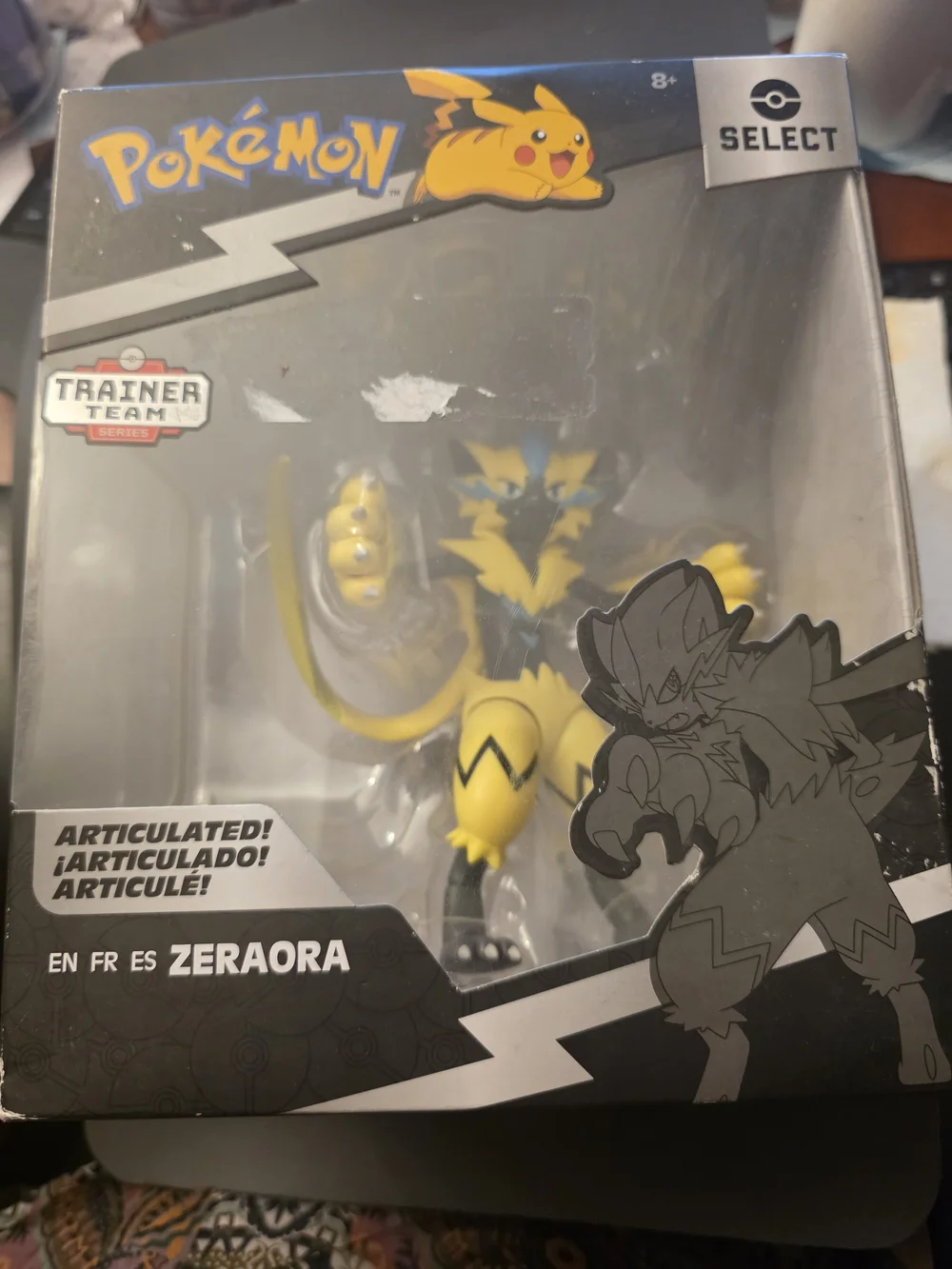 Select Zeraora Articulated Figure - Yellow